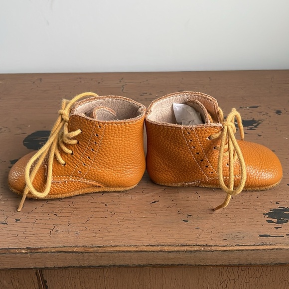 West Coast Mocs Unisex Infant Toddler Leather Booties Size 2 - Picture 3 of 6